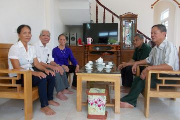 Những tấm lòng bồ tát