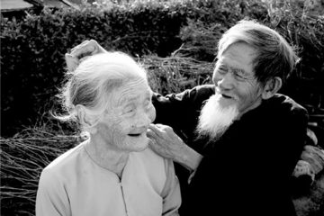 Ai rồi cũng sẽ đến lúc phải già đi, hãy lắng nghe những lời chân thực nhất