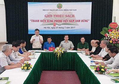 Ra mắt tập 1 bộ sách Thanh niên xung phong Việt Nam anh hùng